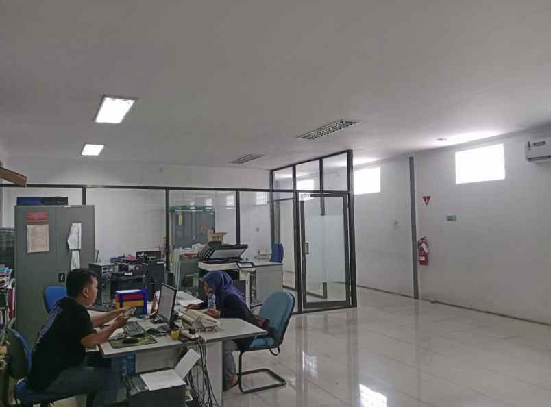 dijual ruko gudang kantor kec sooko kab mojokerto
