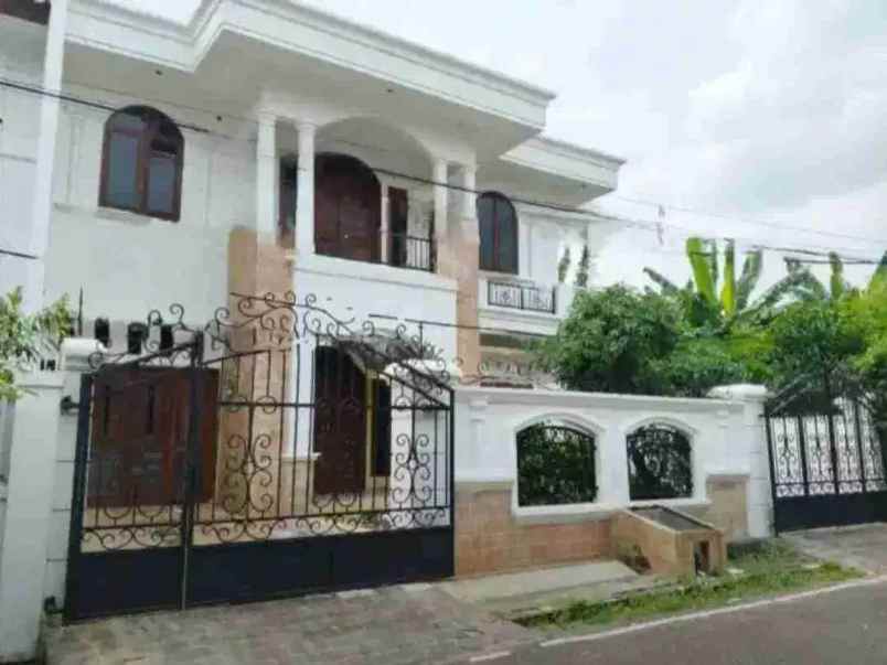 dijual ruko gudang kantor pondok kelapa