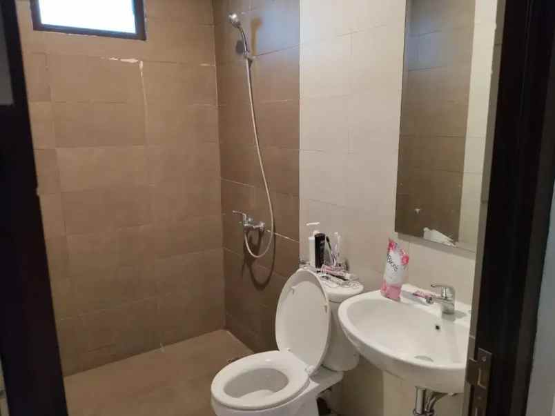 dijual ruko gudang kantor summarecon bekasi