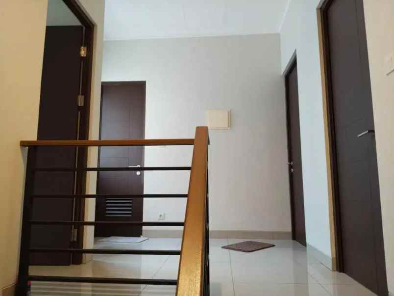 dijual ruko gudang kantor summarecon bekasi