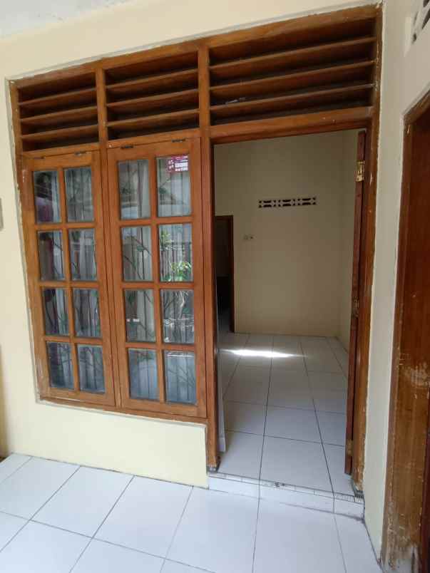 dijual rumah 2 lantai daerah bogor kota