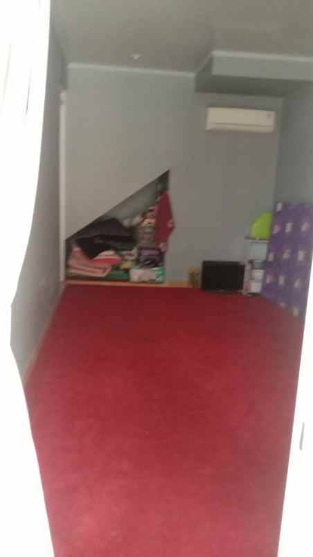 dijual rumah 2 lantai di metland transyogi