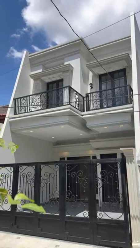 dijual rumah al azhar rawamangun