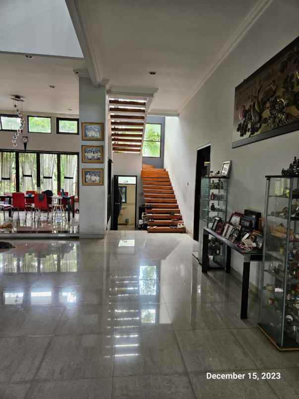 dijual rumah alam sutera jl sutera