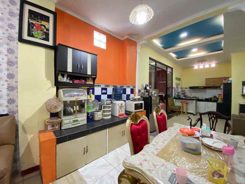 dijual rumah alamat jln pondok kacang