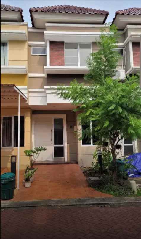 dijual rumah amarillo gading serpong