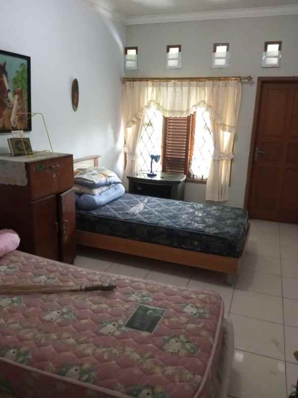 dijual rumah antapani