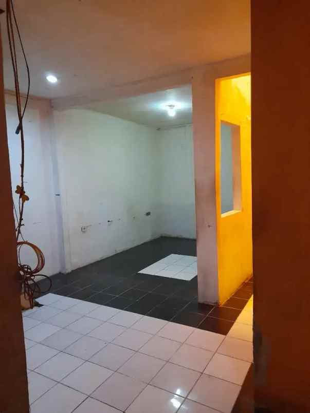 dijual rumah antapani