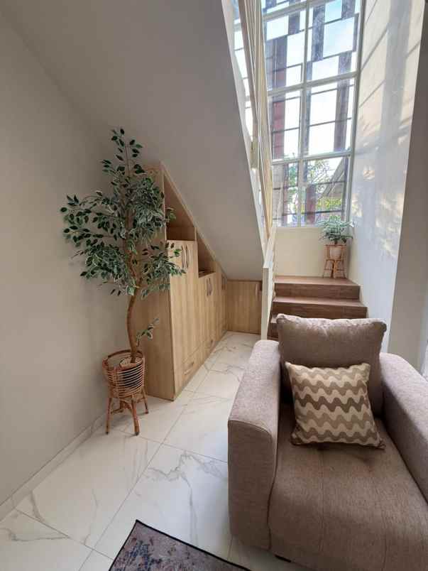 dijual rumah araya galaxy bumi permai