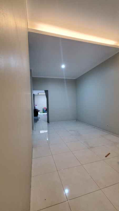 dijual rumah arcamanik