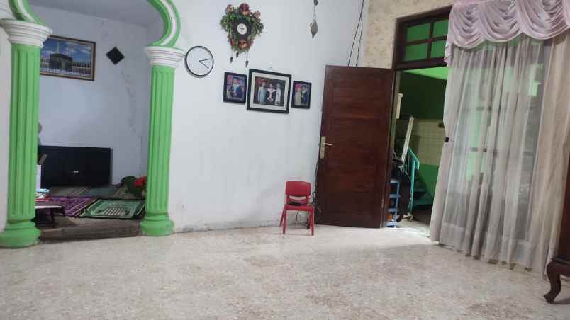 dijual rumah asri dan nyaman di ciputat cipayung