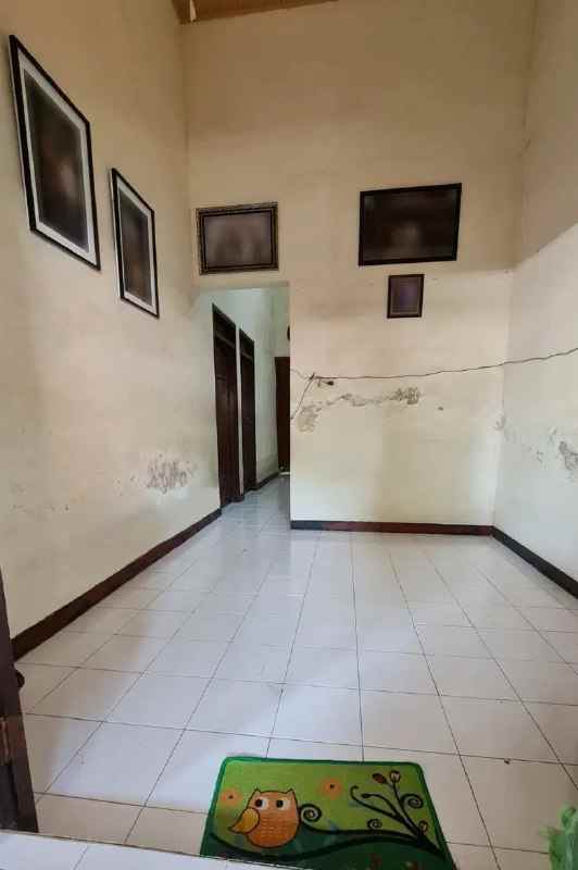 dijual rumah bagus siap huni semolowaru elok surabaya