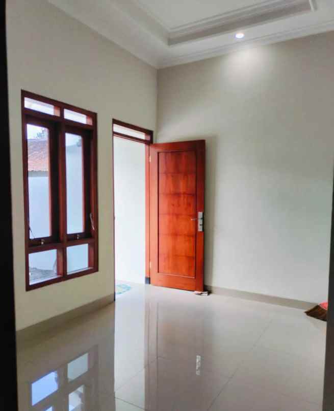 dijual rumah banguntapan