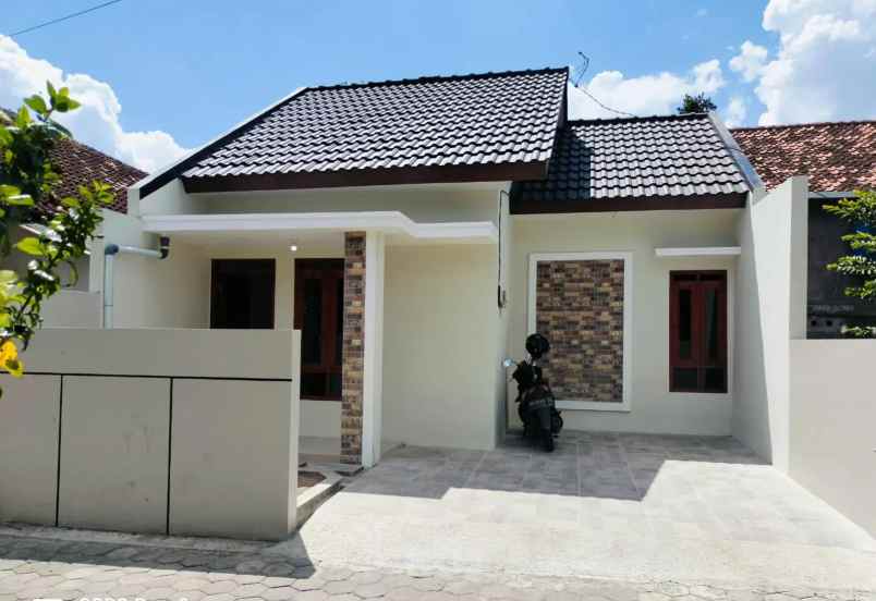 dijual rumah banguntapan