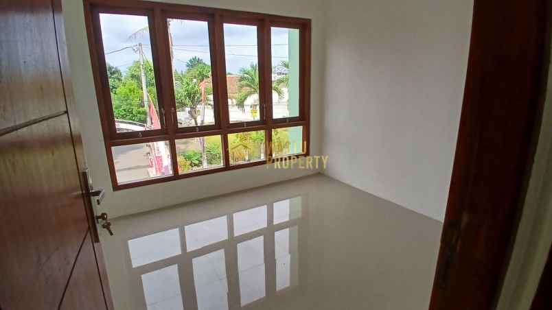 dijual rumah banguntapan bantul