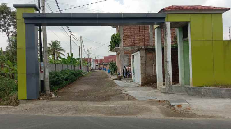 dijual rumah banjar