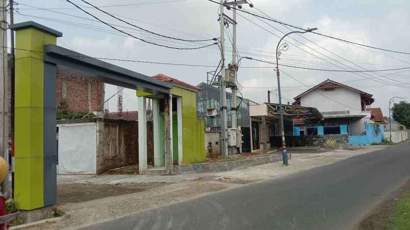 dijual rumah banjar