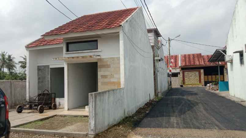 dijual rumah banjar