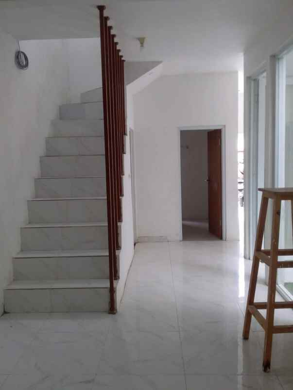 dijual rumah bantar jati