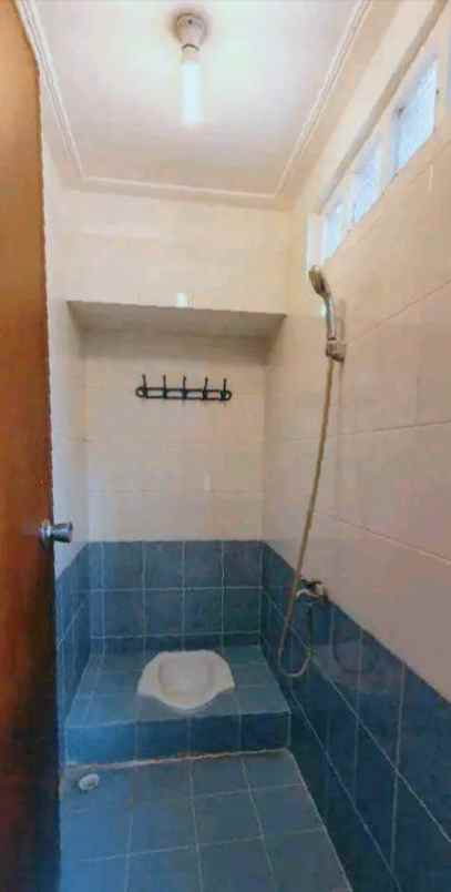 dijual rumah banyumanik