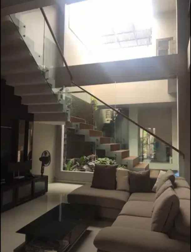 dijual rumah baruk