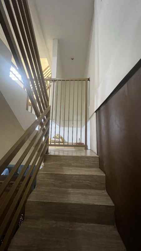 dijual rumah baruk