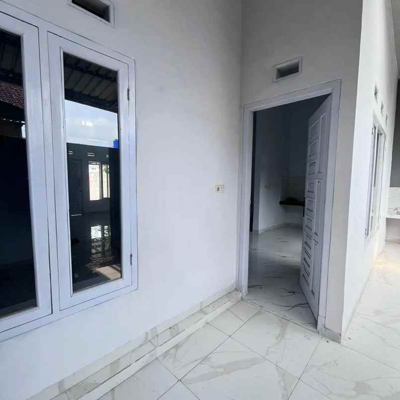 dijual rumah belakang rs atturots