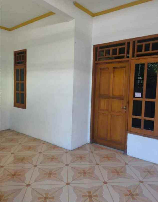 dijual rumah benowo