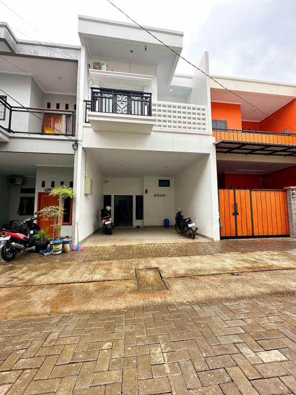 dijual rumah bintara
