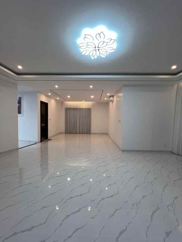 dijual rumah bintaro