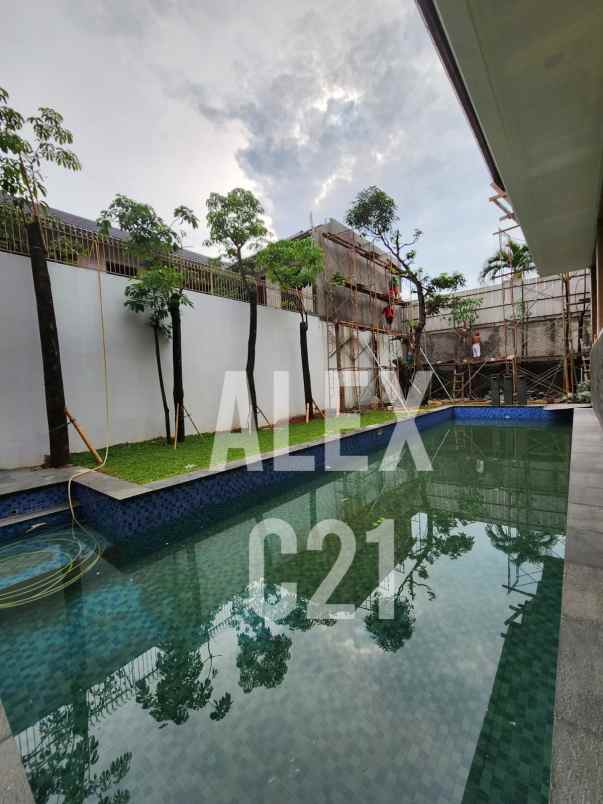 dijual rumah brand new di kemang area jakarta selatan