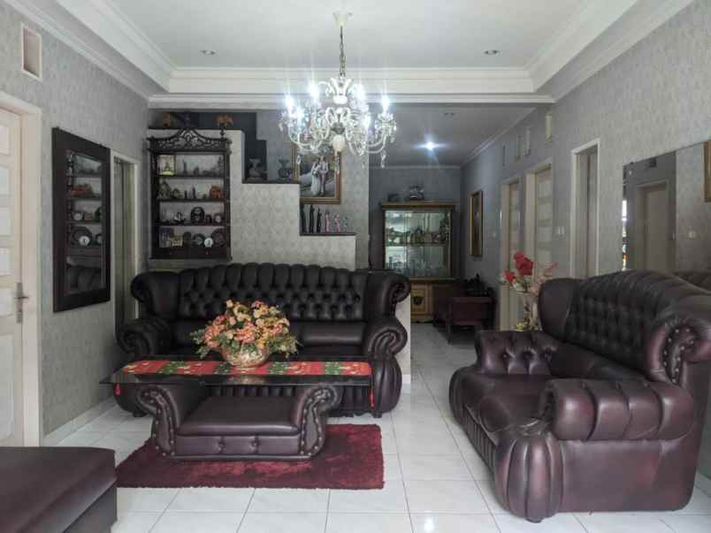 dijual rumah bsd