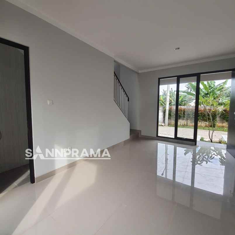 dijual rumah buaran serpong