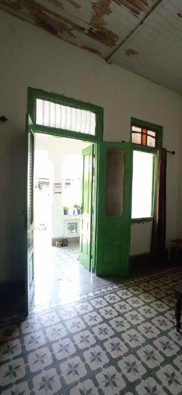 dijual rumah bubutan