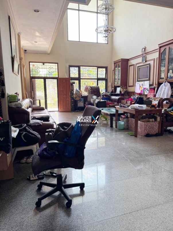 dijual rumah bukit darmo golf