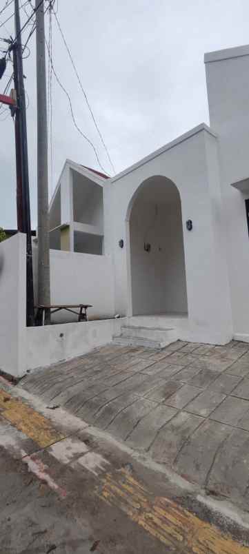 dijual rumah bukit kencana jaya