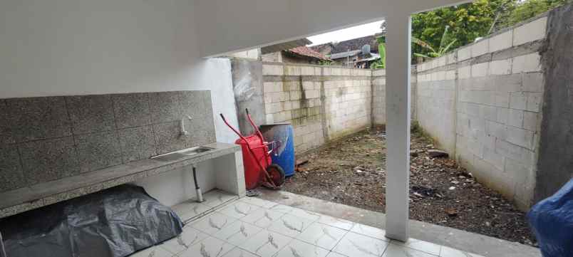 dijual rumah bukit kencana jaya