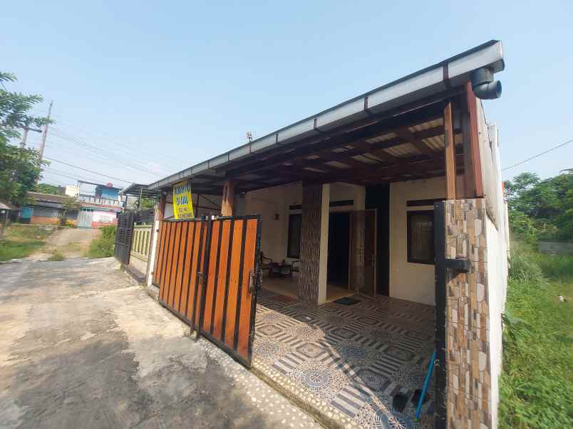 dijual rumah bukit waringin