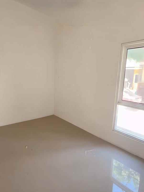 dijual rumah bulusan