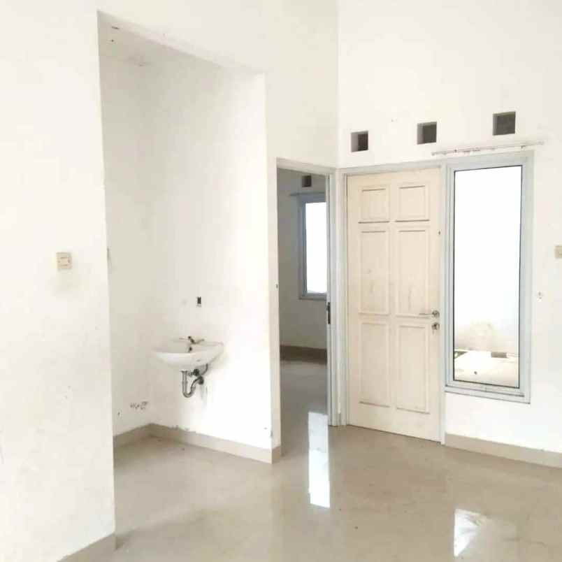 dijual rumah bumi alam tapos depok