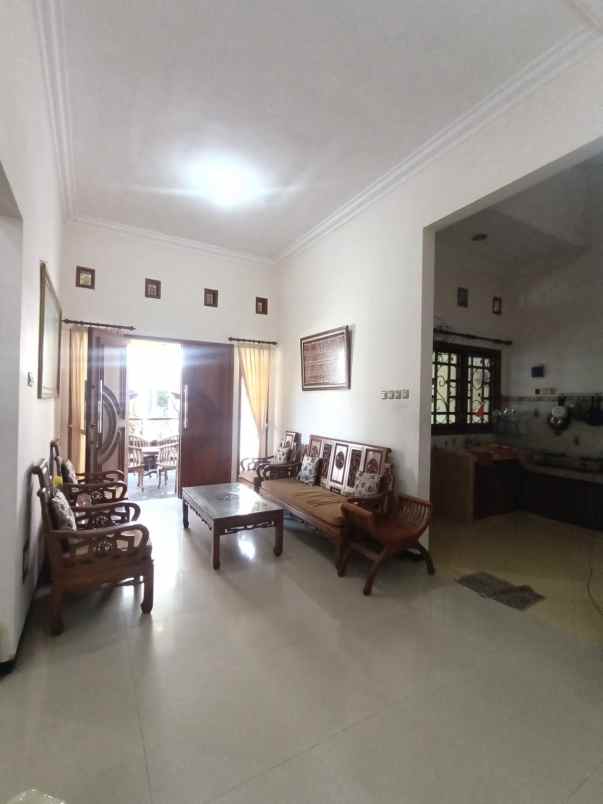 dijual rumah candi panggung jalan candi