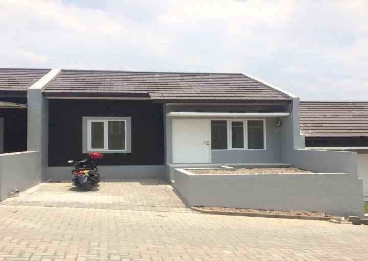 dijual rumah cibeber