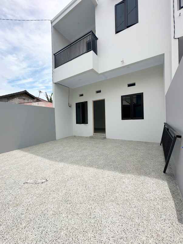 dijual rumah cijantung
