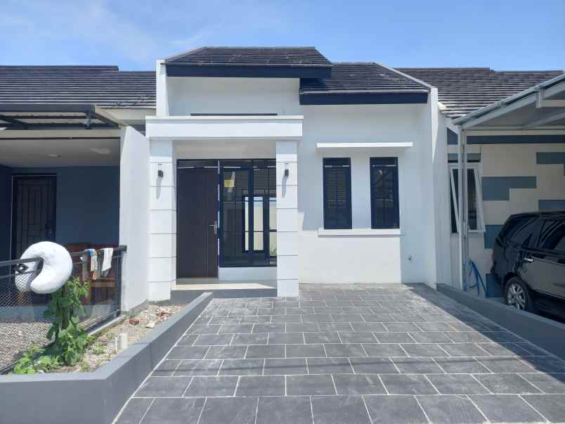 dijual rumah cikoneng