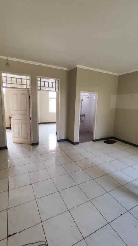 dijual rumah cilandak barat