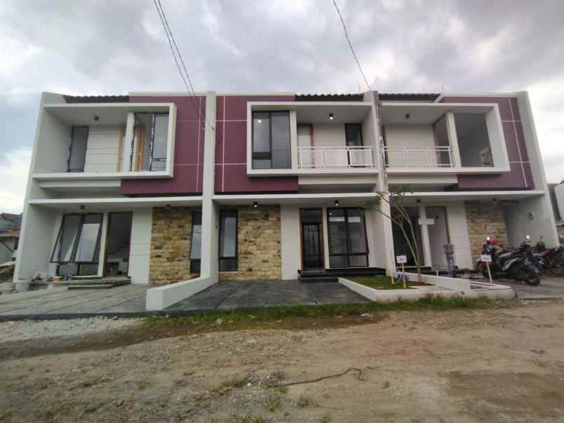 dijual rumah cilodong