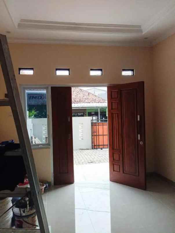 dijual rumah cipayung jakarta timur