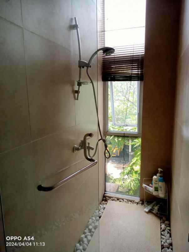 dijual rumah cipayung jaktim