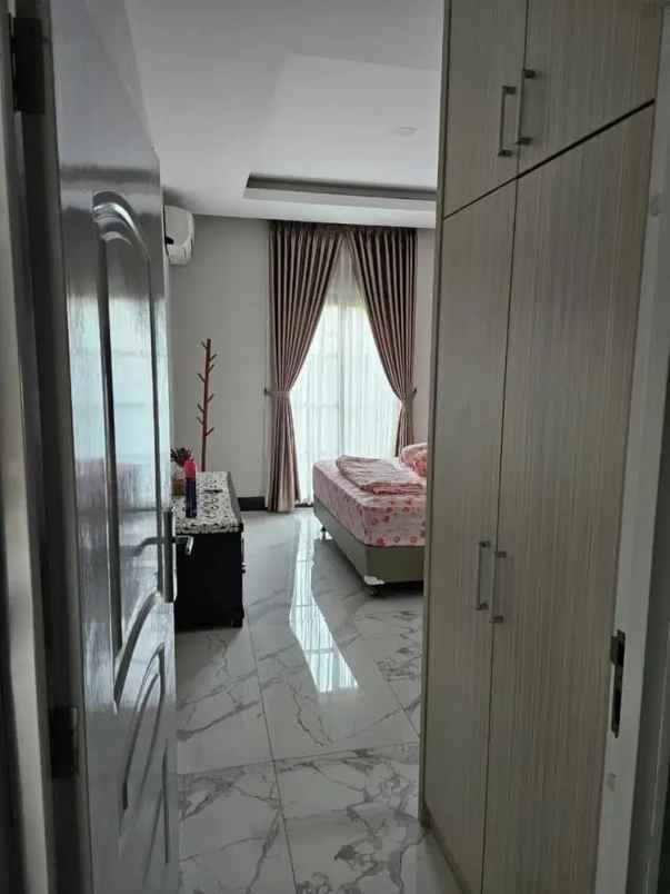 dijual rumah cipinang indah jalan rajawali