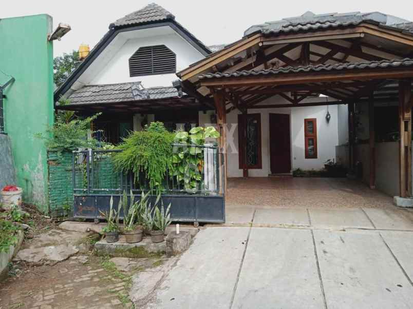 dijual rumah cipulir